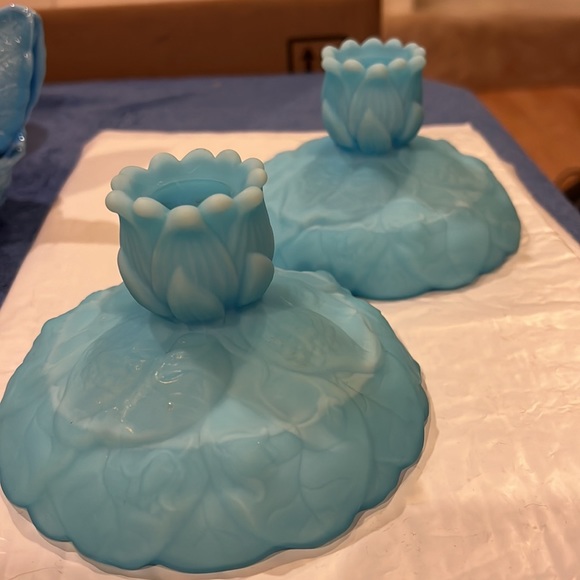 A Pair of Fenton Satin Blue Candle Holder - Picture 7 of 7